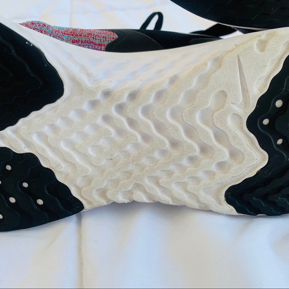 Nike Odyssey React Flyknit 2 - Picture 7 of 8